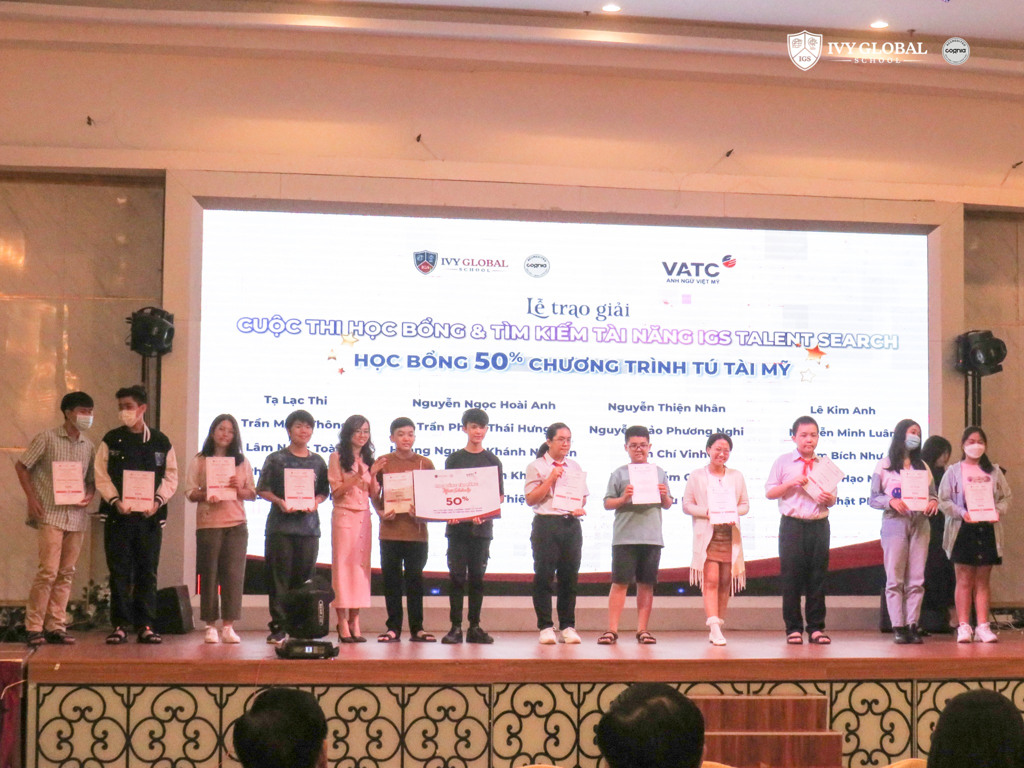 LỄ TRAO GIẢI CUỘC THI HỌC BỔNG VÀ TÌM KIẾM TÀI NĂNG IGS TALENT SEARCH TẠI CẦN THƠ